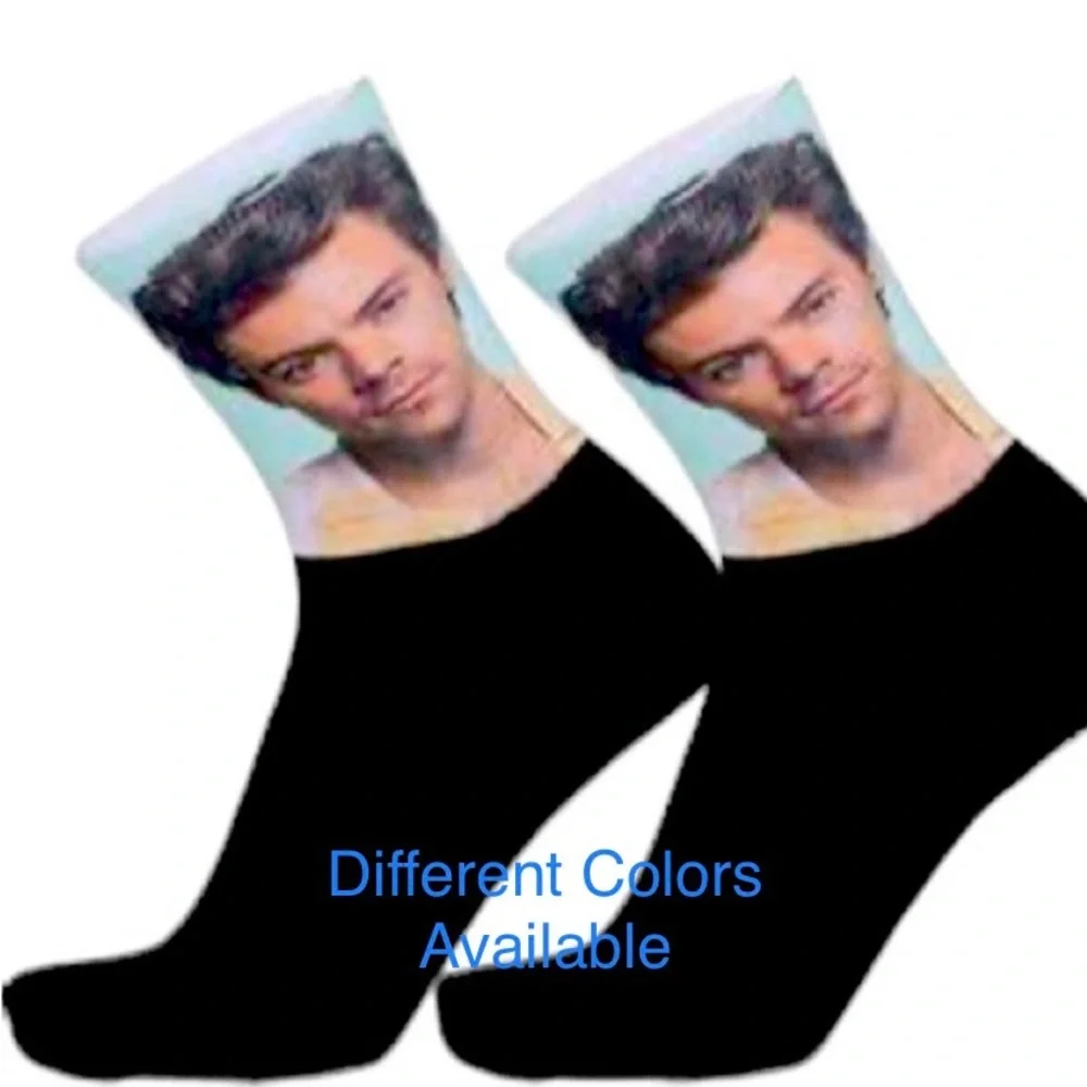 🔥🆕FUN SOCKS: HARRY STYLES!!!🔥 Fits Women’s Size 7 to 9🔥 Comes in 3 “Styles”